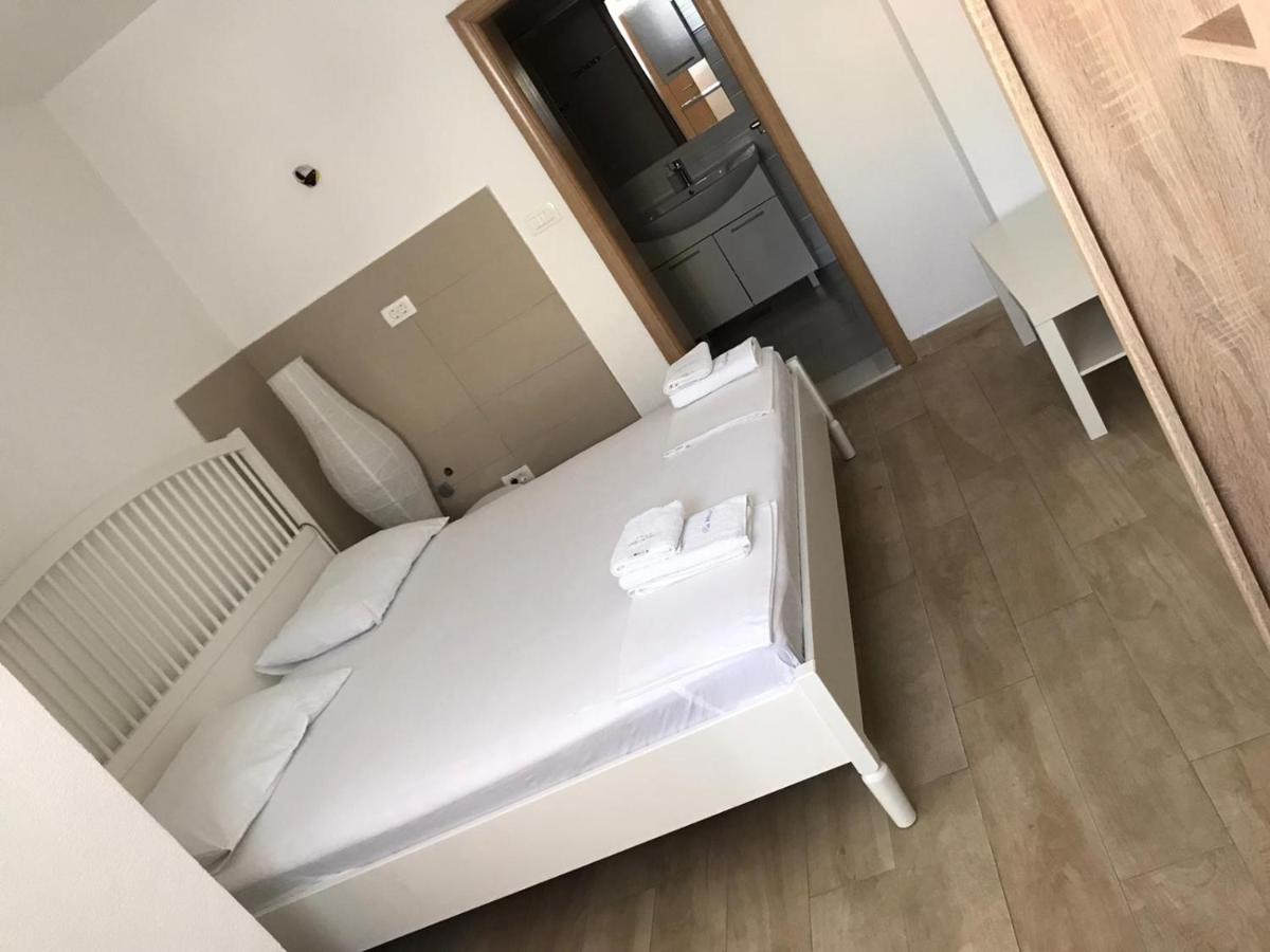 Villa Melassy Makarska Buitenkant foto